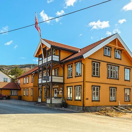 Fyresdal Gjestehus Moland Exterior photo